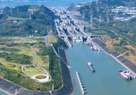 千台装备齐上阵，智能绿色建造打造行业标杆